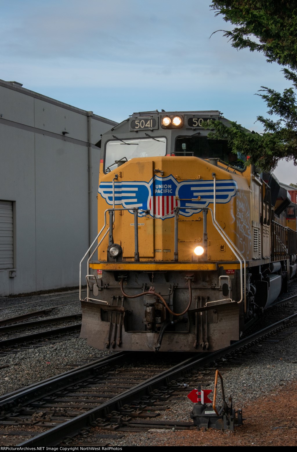 UP 5041